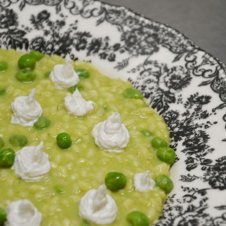 Risi e bisi con baccalà mantecato: la ricetta che esplora i sapori della tradizione