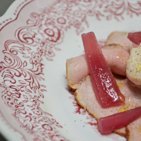 Vitello rosa con spuma tonnata e cipolla di Tropea in agrodolce: come farlo secondo MaggiorDomus