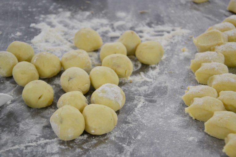 Primi piatti autunnali: Gnocco ripieno con spadone e ...